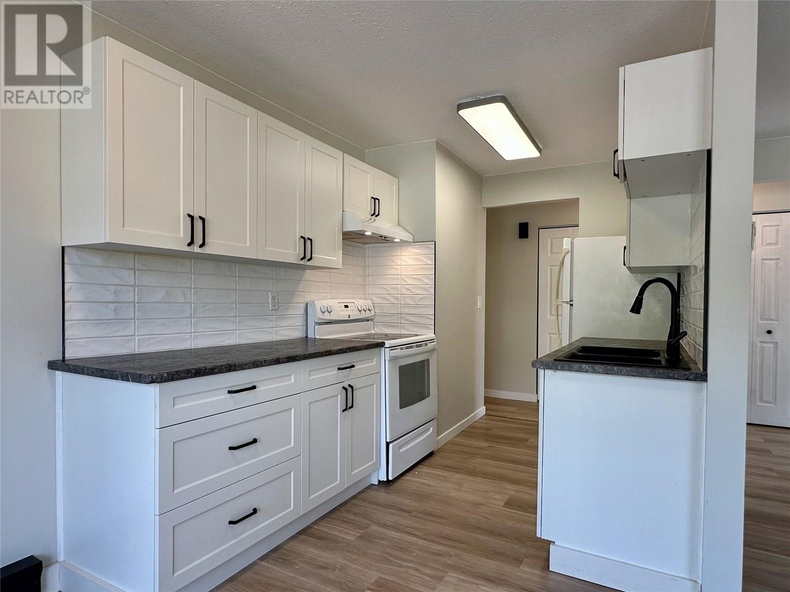 215 3505 38 Street, Vernon