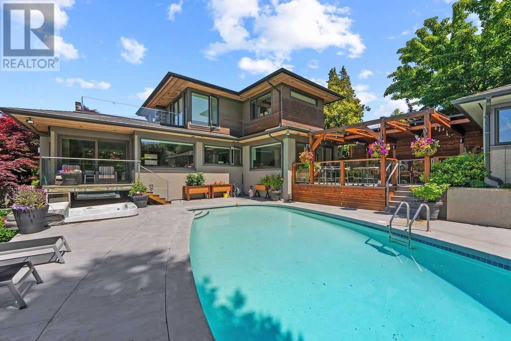 990 JEFFERSON AVENUE, West Vancouver