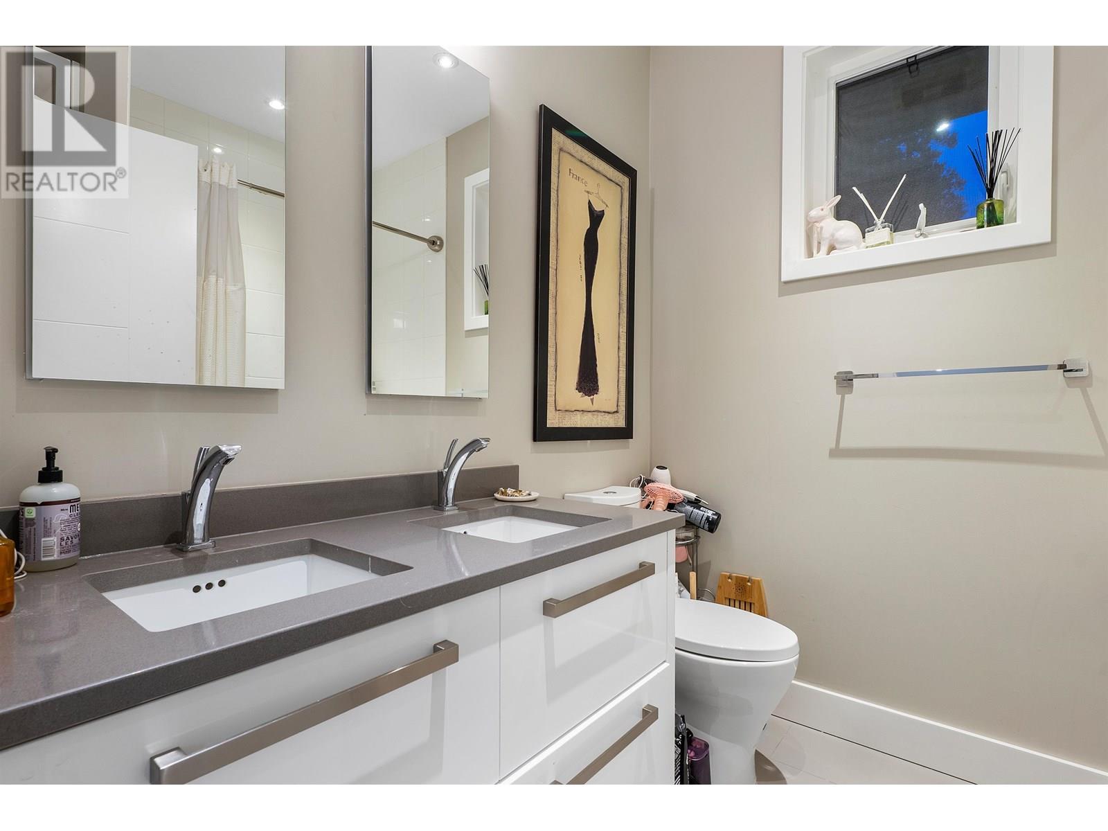 990 JEFFERSON AVENUE, West Vancouver