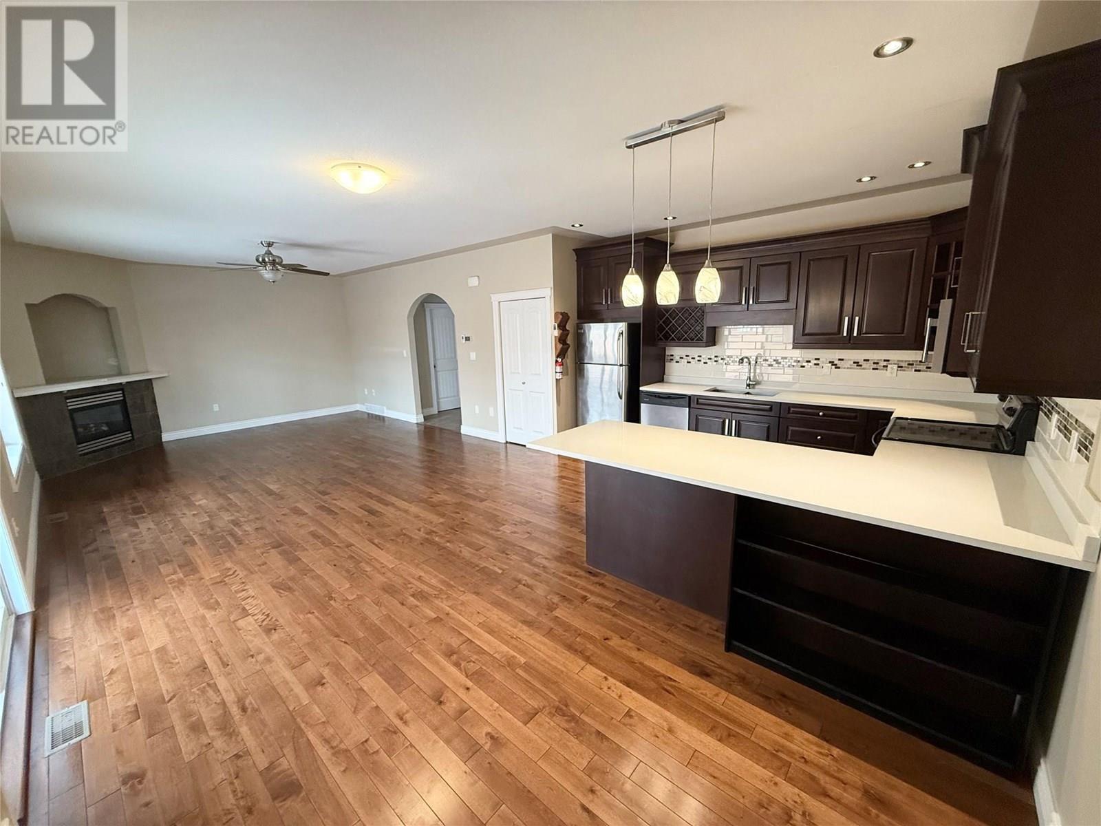 115 3332 SOUTH MAIN Street, Penticton
