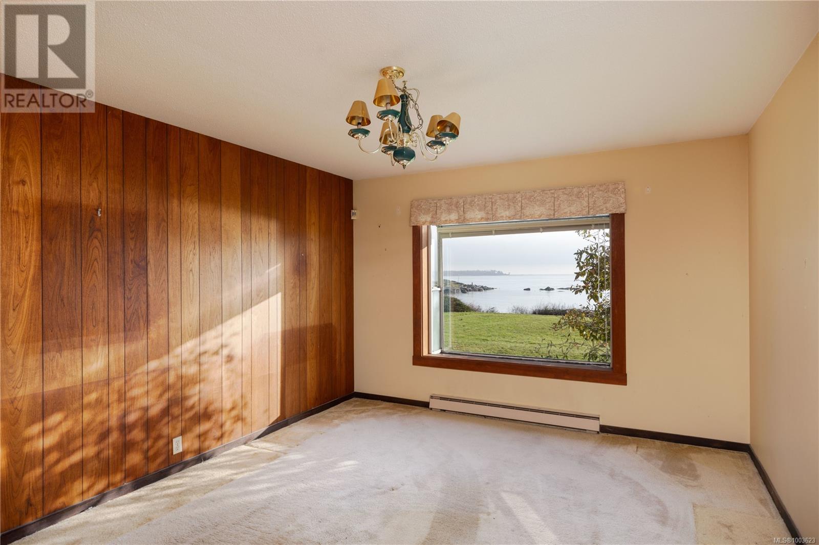  3901 Tudor Avenue, Saanich
