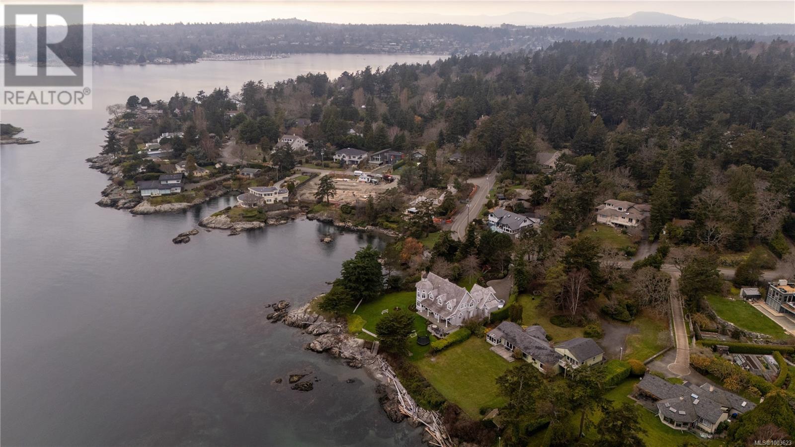  3901 Tudor Avenue, Saanich