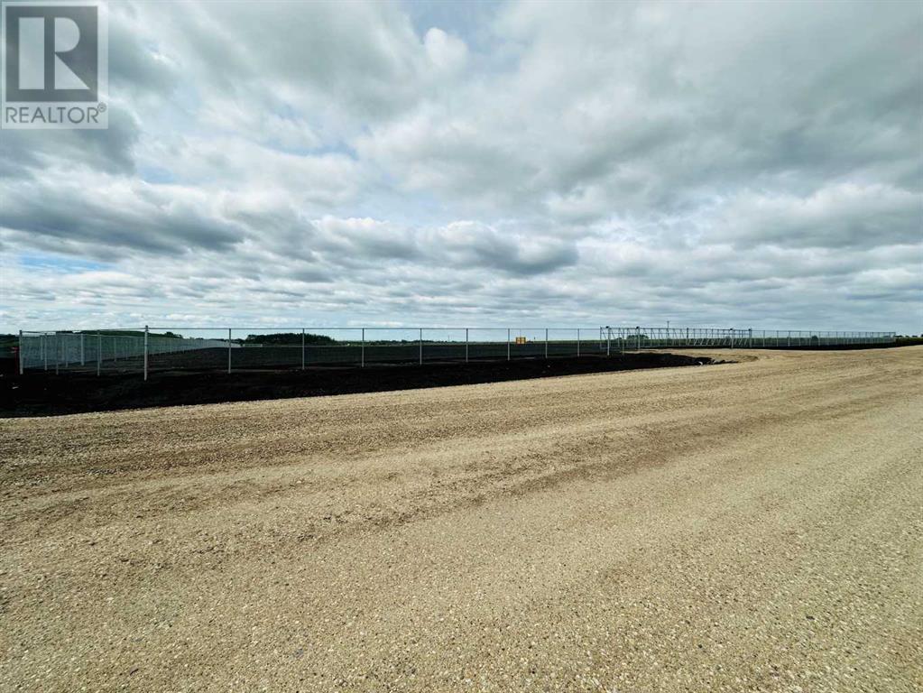 Photo 3 of 720049 Rr 63, Clairmont AB