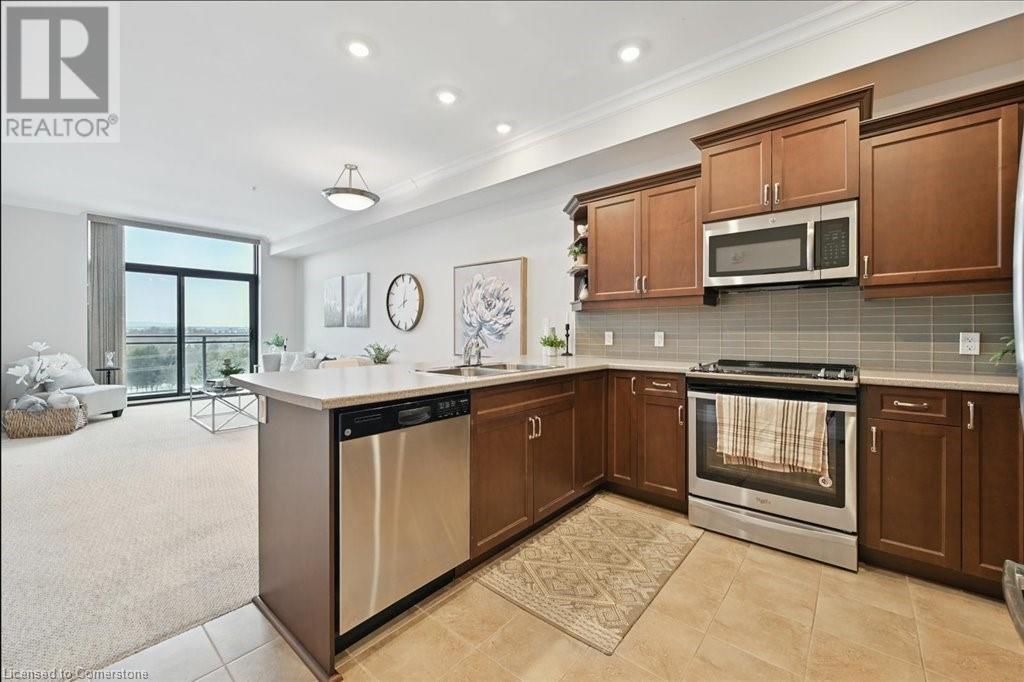 Photo 7 of 3290 New Street Unit 607, Burlington ON