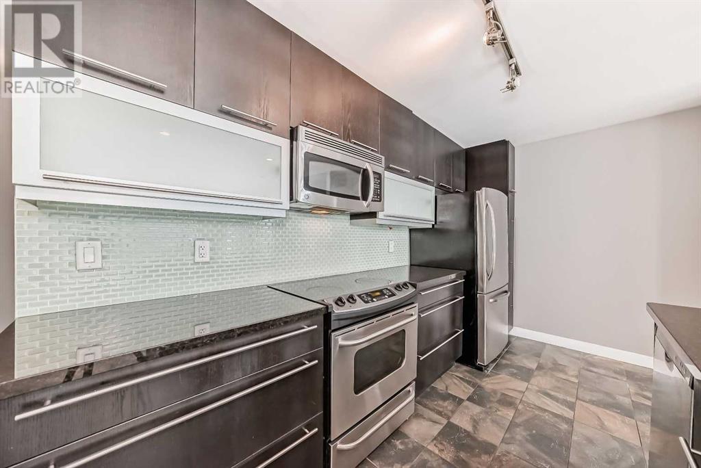 Single Family House for Sale in    Avenue SW Beltline Calgary 