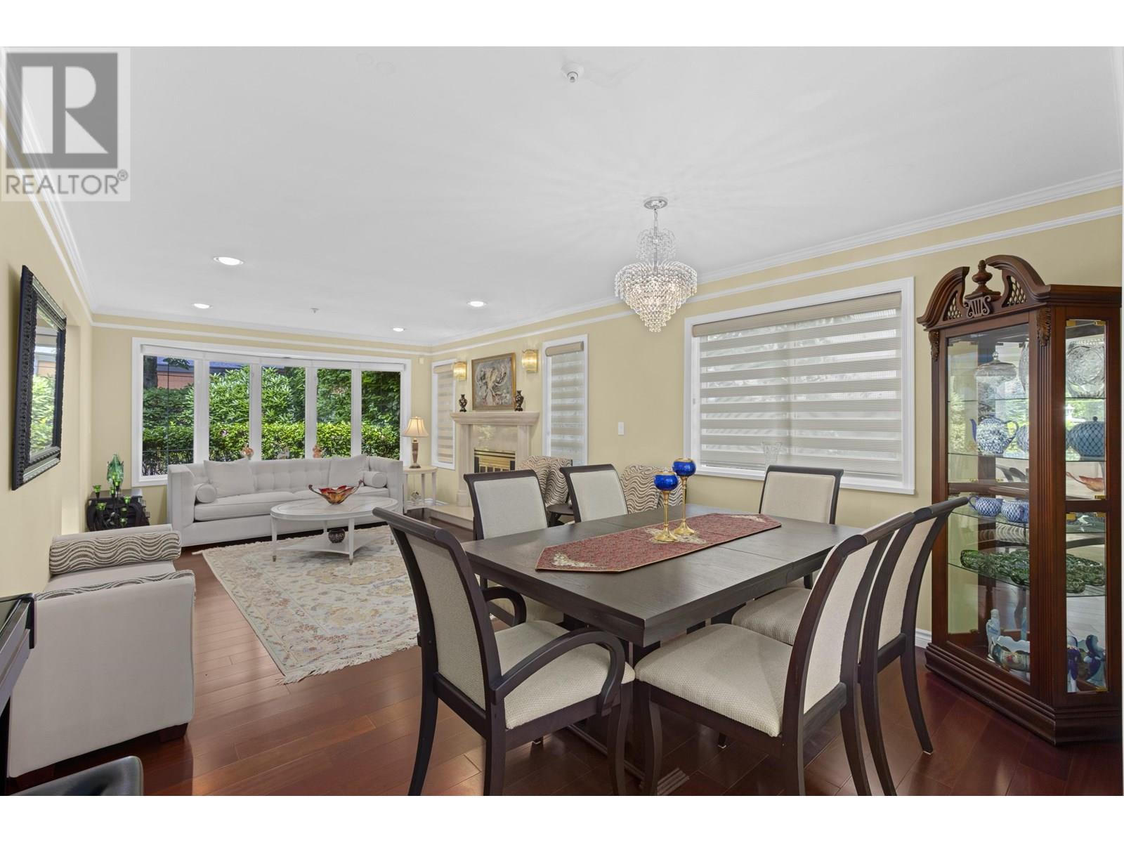 Photo 6 of 1426 Fulton Avenue, West Vancouver BC