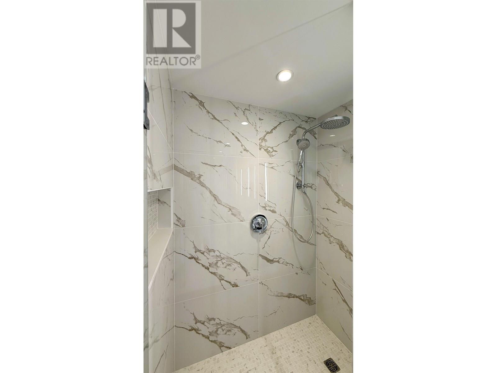 Photo 21 of 404 2888 Arbutus Street, Vancouver BC