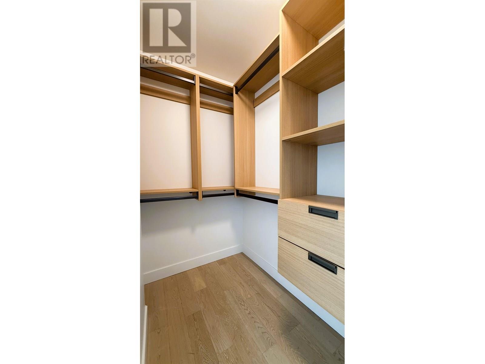 Photo 12 of 404 2888 Arbutus Street, Vancouver BC