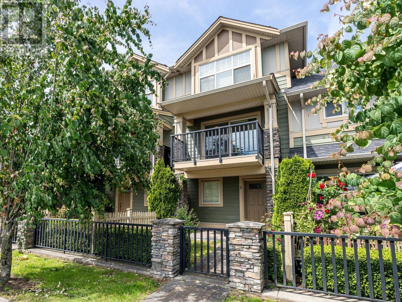 Photo 1 of 5 11111 Cambie Road, Richmond BC