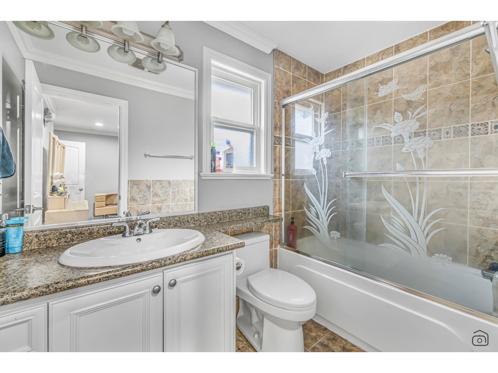 Photo 25 of 12565 69 A Avenue, Surrey BC