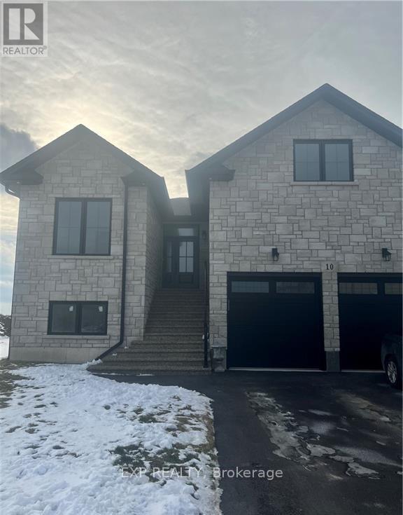Photo 15 of Upper 10 Cristallina Drive, Thorold ON