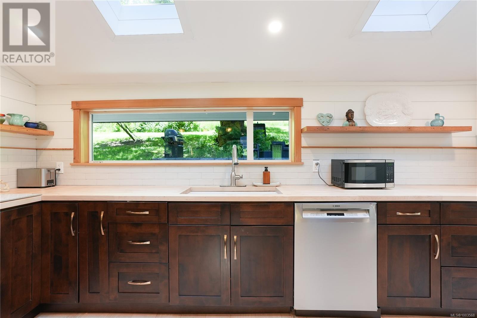 315 Booth Canal Rd, Salt Spring