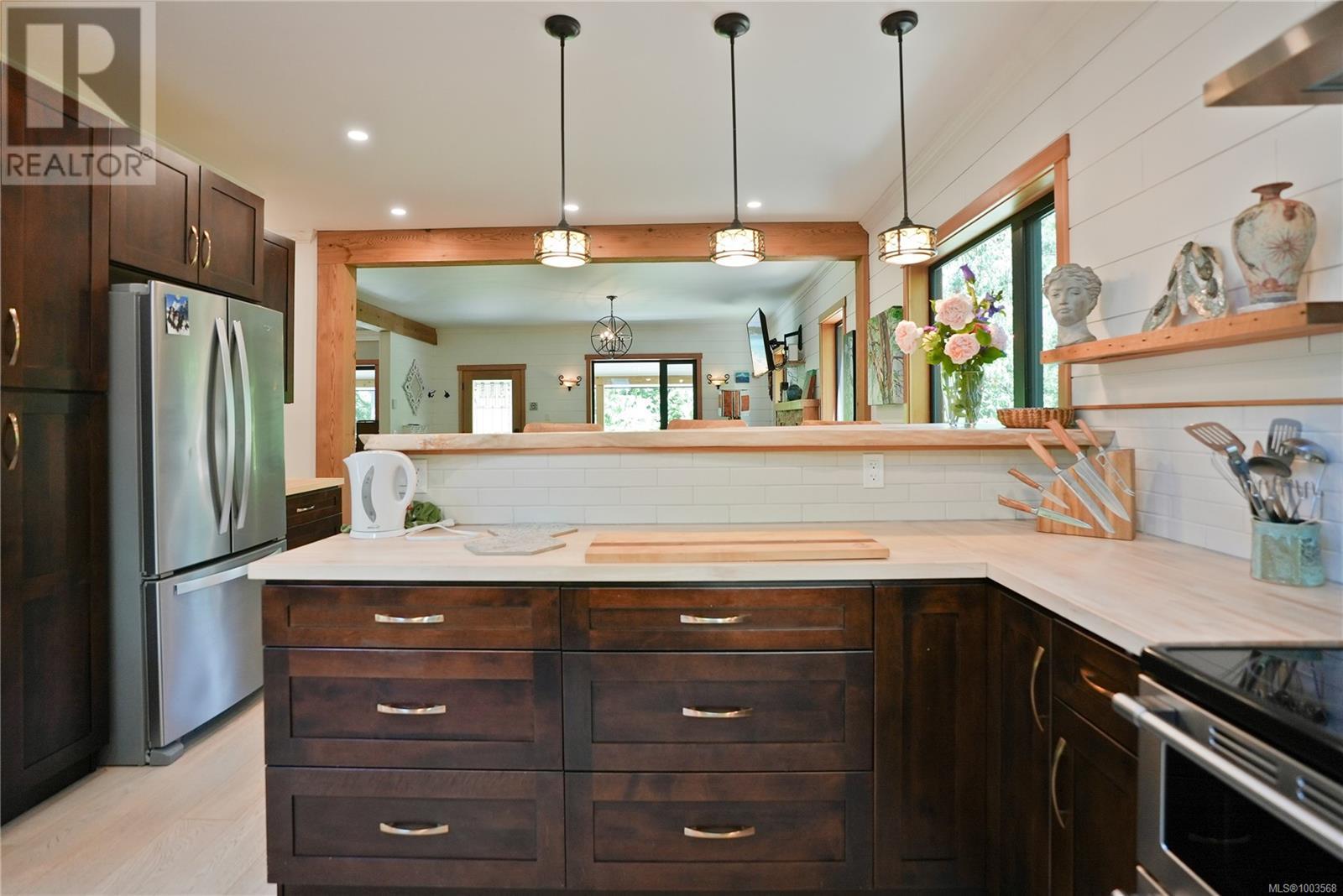 315 Booth Canal Rd, Salt Spring