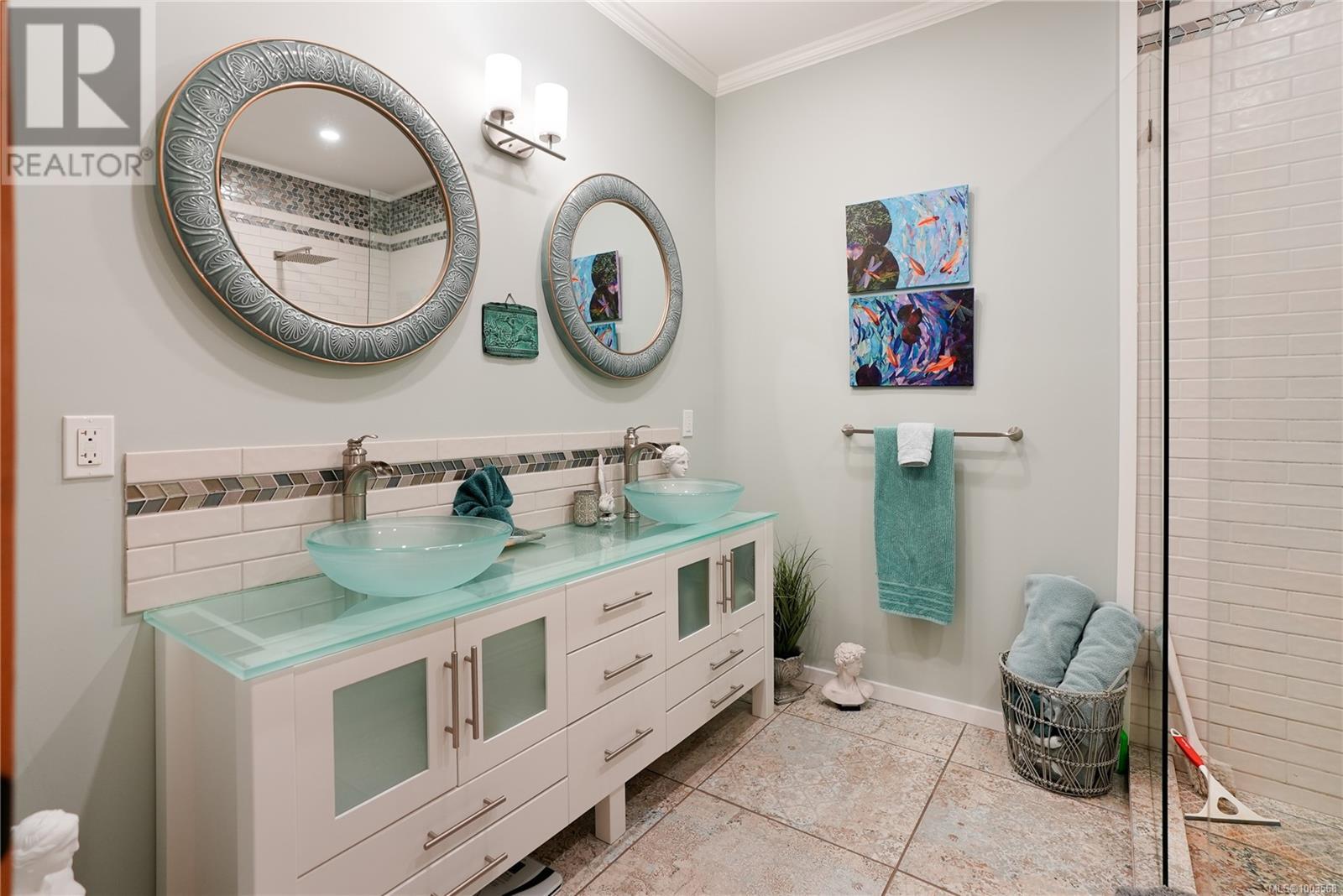 315 Booth Canal Rd, Salt Spring
