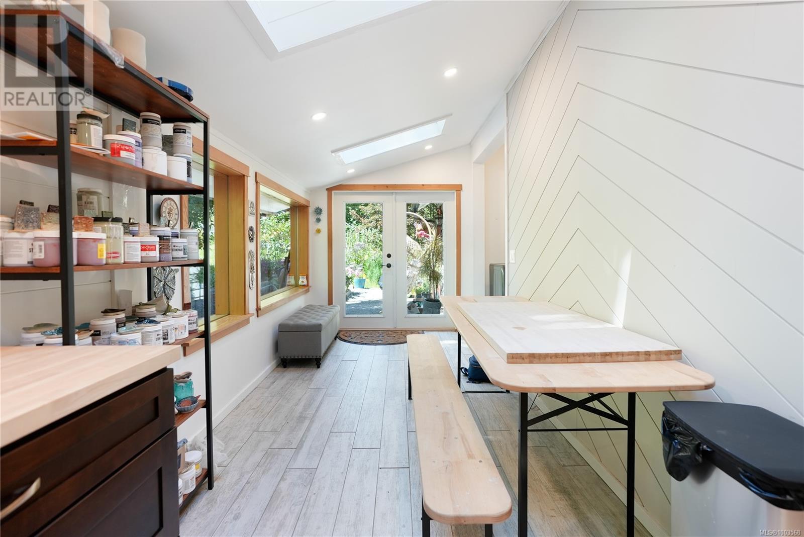 315 Booth Canal Rd, Salt Spring