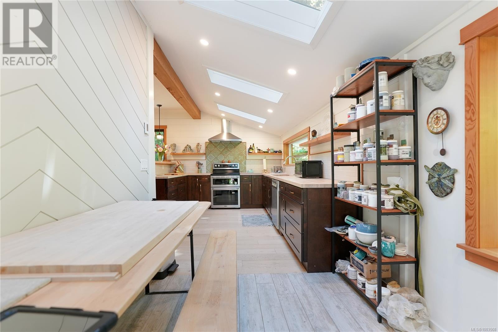 315 Booth Canal Rd, Salt Spring