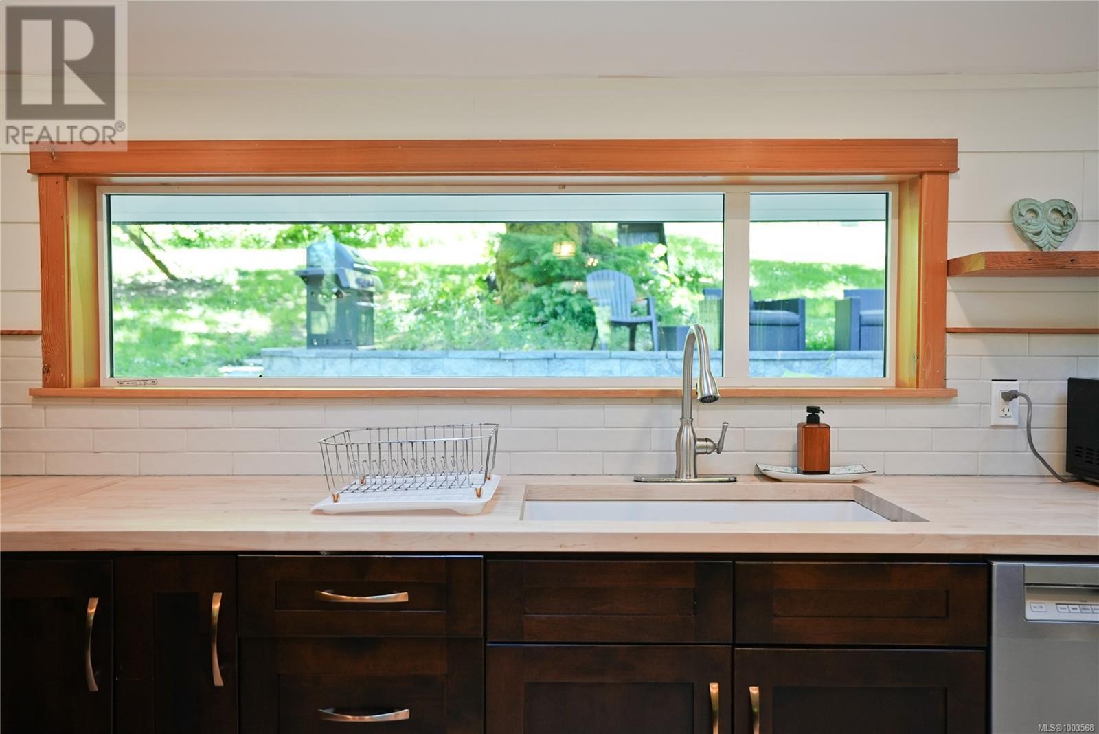 315 Booth Canal Rd, Salt Spring
