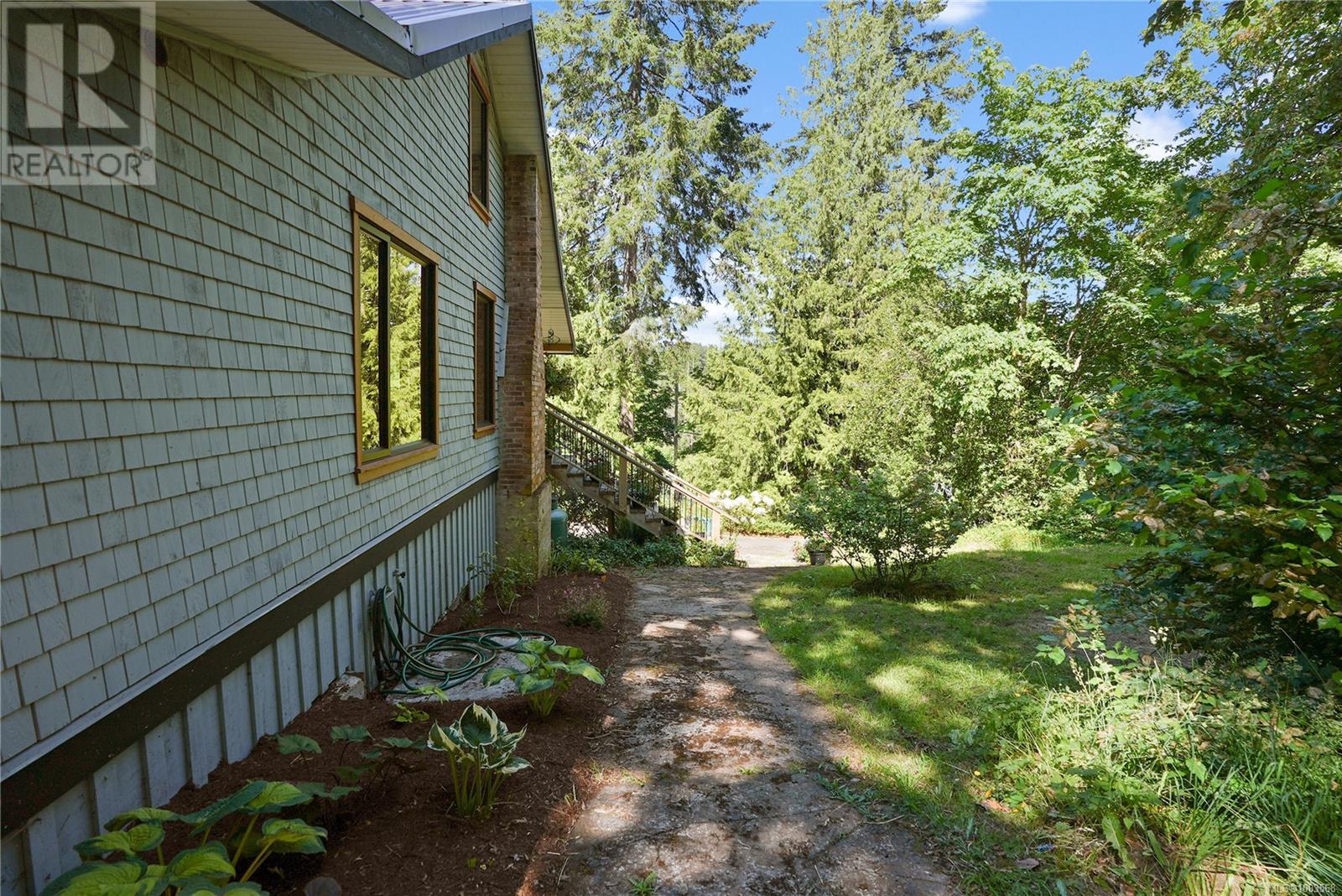 315 Booth Canal Rd, Salt Spring