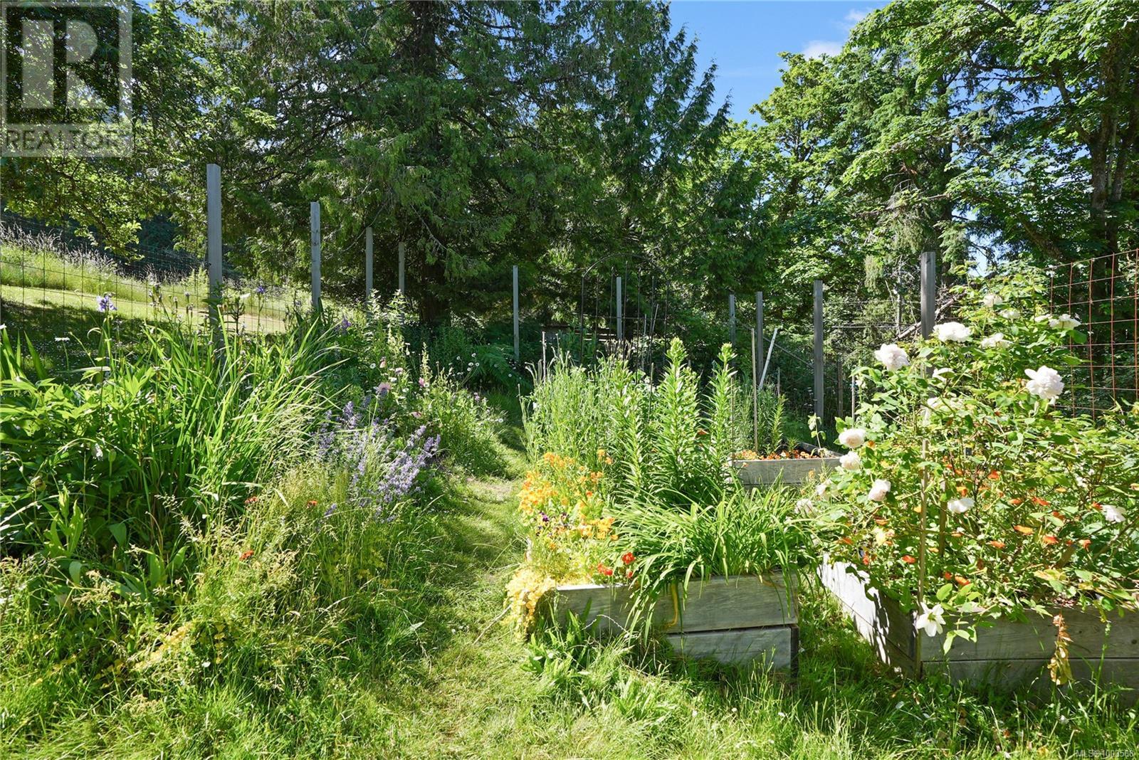 315 Booth Canal Rd, Salt Spring
