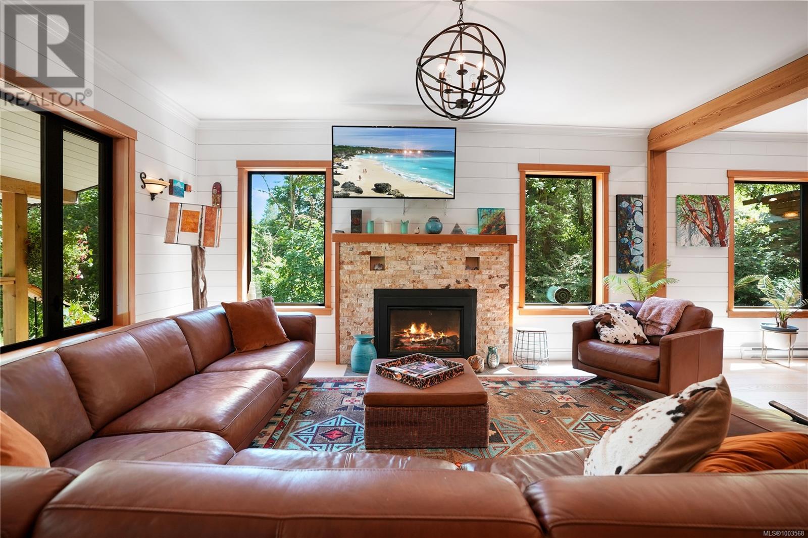315 Booth Canal Rd, Salt Spring