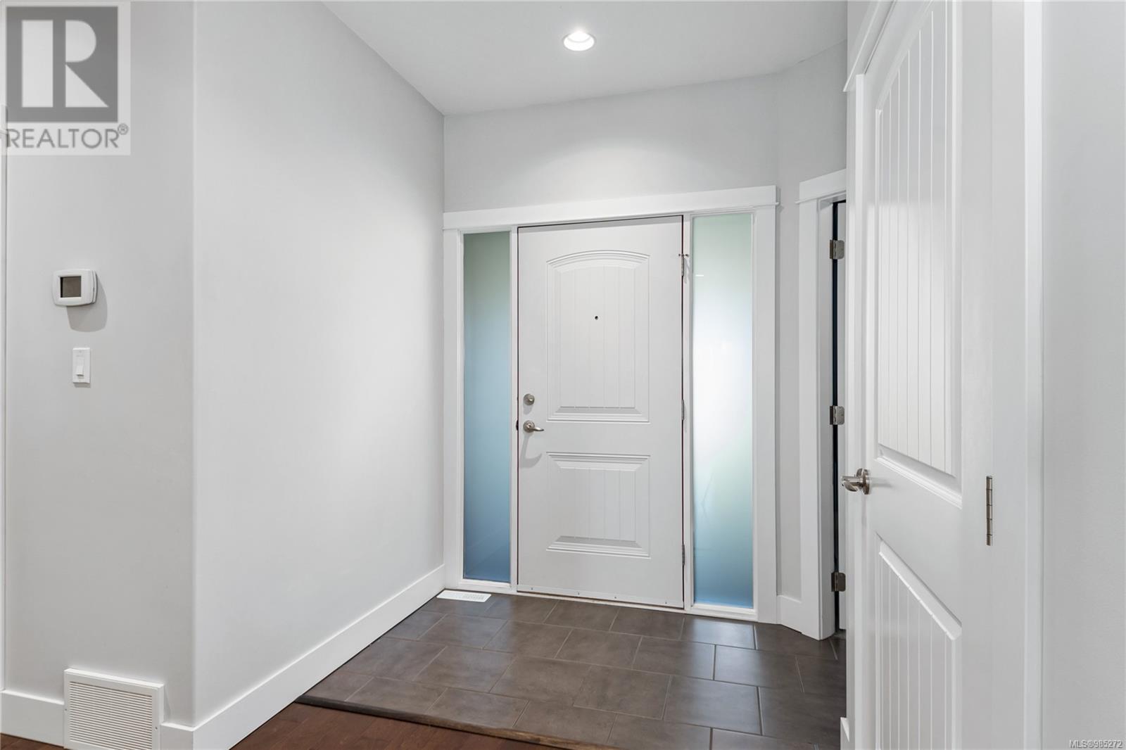203 303 Arden Rd, Courtenay real estate listing 985272