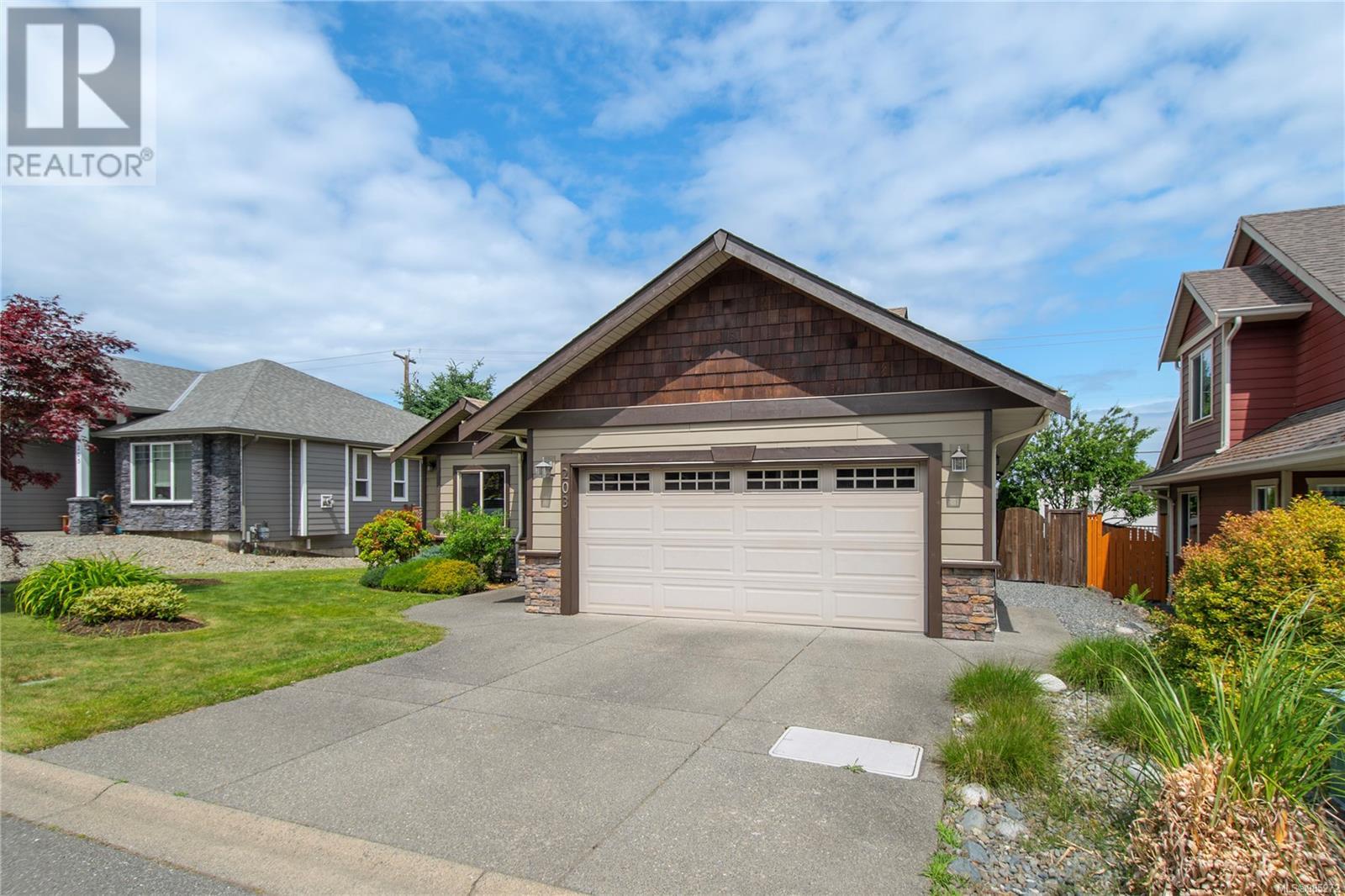 203 303 Arden Rd, Courtenay real estate listing 985272