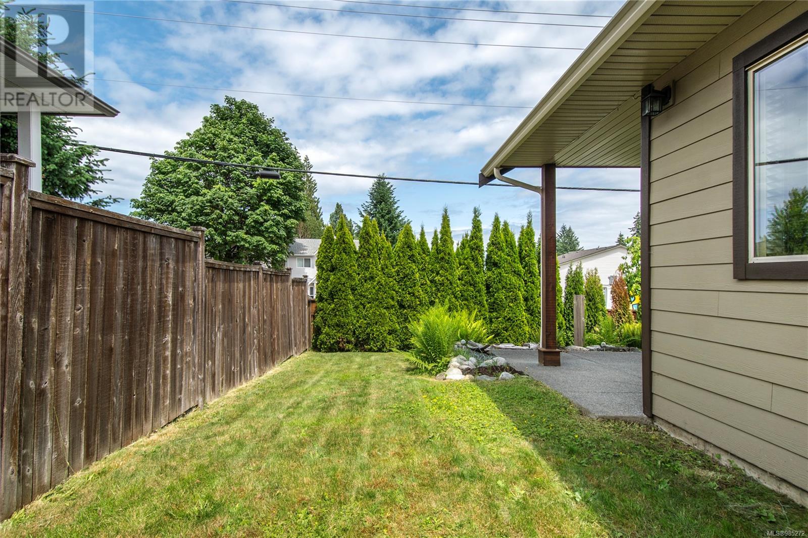203 303 Arden Rd, Courtenay real estate listing 985272