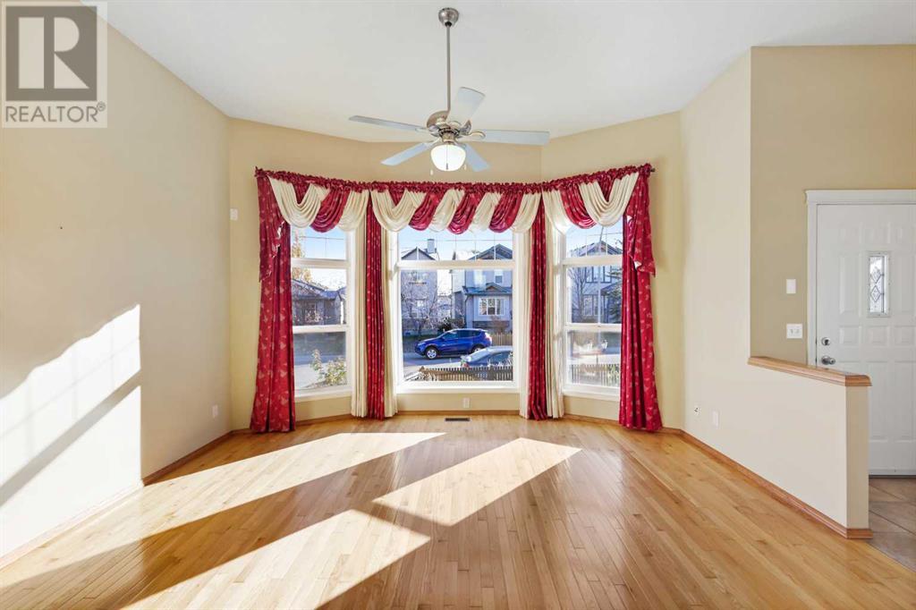 Single Family House 4 Level for Sale in  Eversyde Circle SW Evergreen Calgary 
