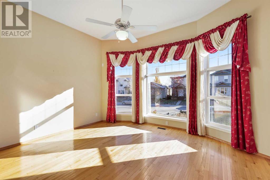 Single Family House 4 Level for Sale in  Eversyde Circle SW Evergreen Calgary 