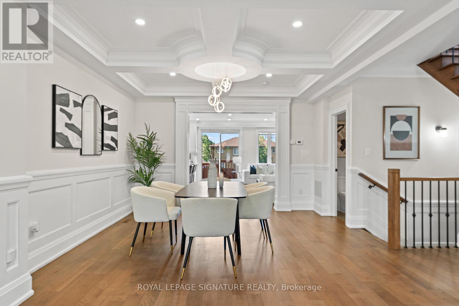 Single Family House for Sale in A DENTON AVENUE Toronto (Oakridge) 