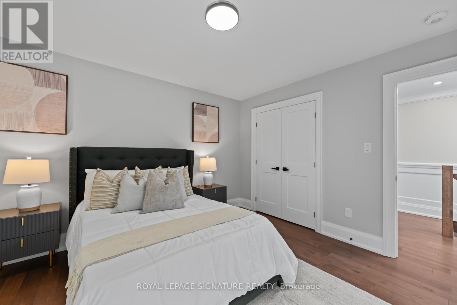 Single Family House for Sale in A DENTON AVENUE Toronto (Oakridge) 