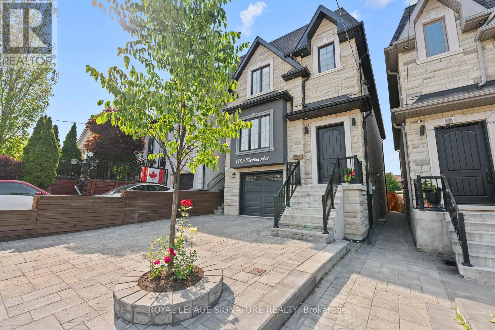 Single Family House for Sale in A DENTON AVENUE Toronto (Oakridge) 