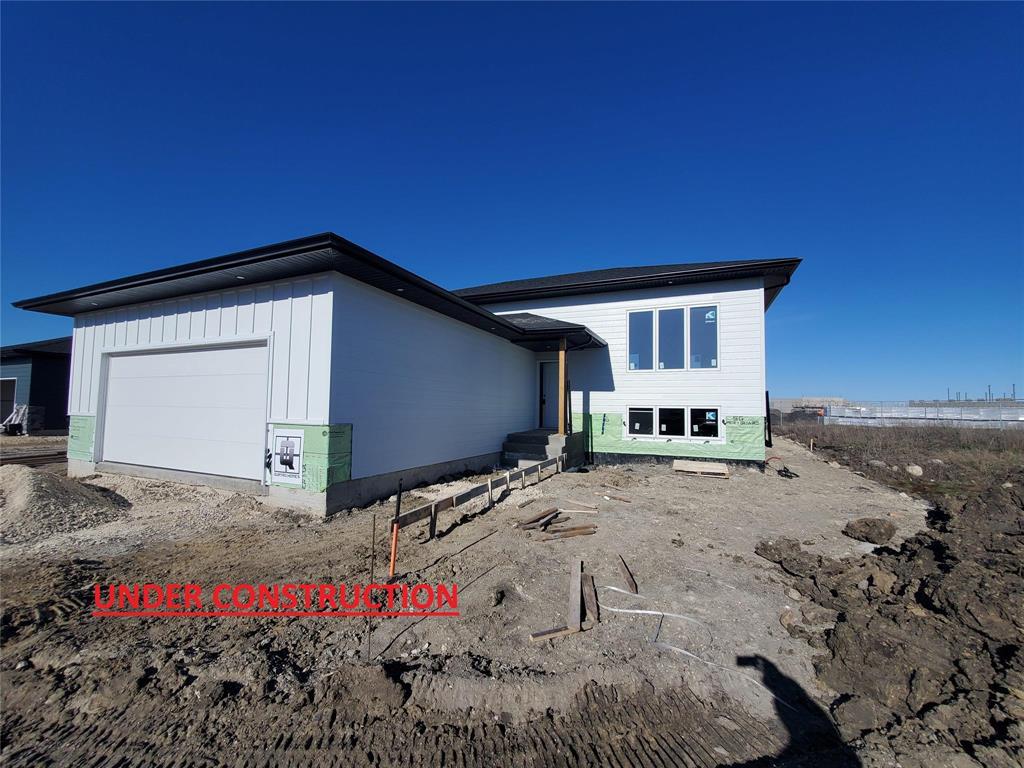 Photo 2 of 83 Harry Waytiuk Drive, East Selkirk MB