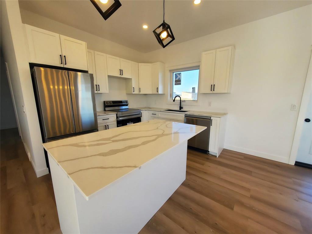 Photo 6 of 83 Harry Waytiuk Drive, East Selkirk MB