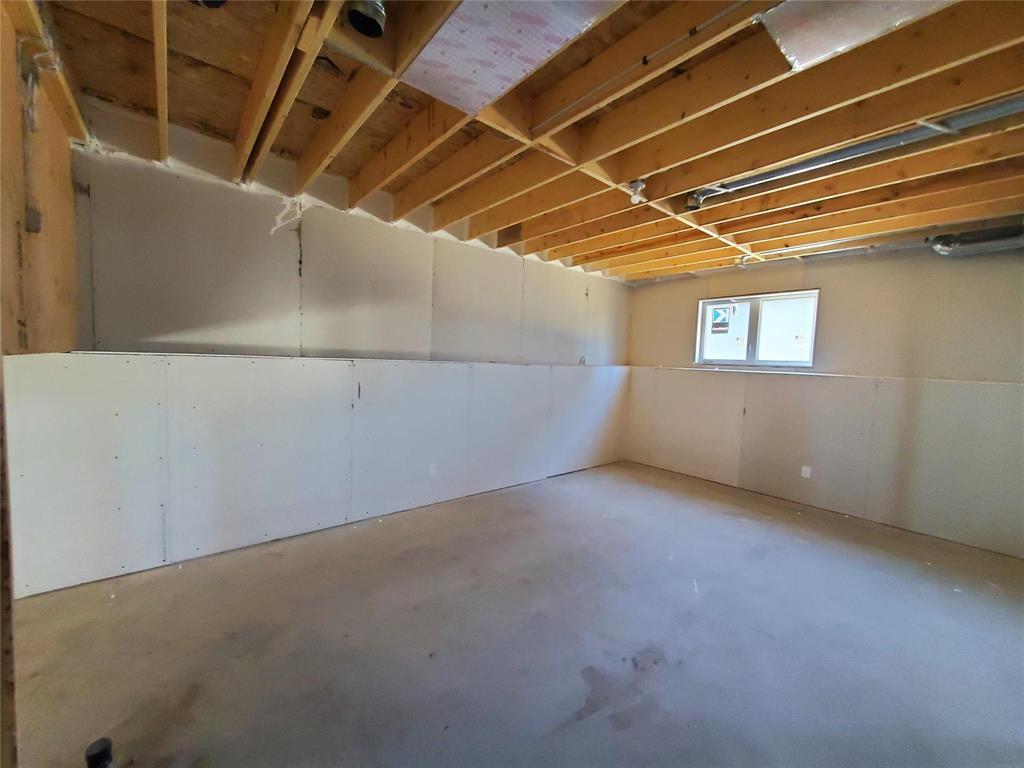 Photo 4 of 83 Harry Waytiuk Drive, East Selkirk MB