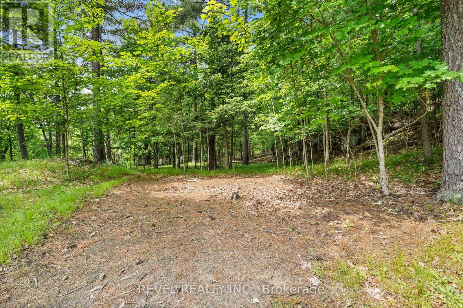 Photo 2 of 49 Sleepy Hollow Road, Rideau Lakes ON