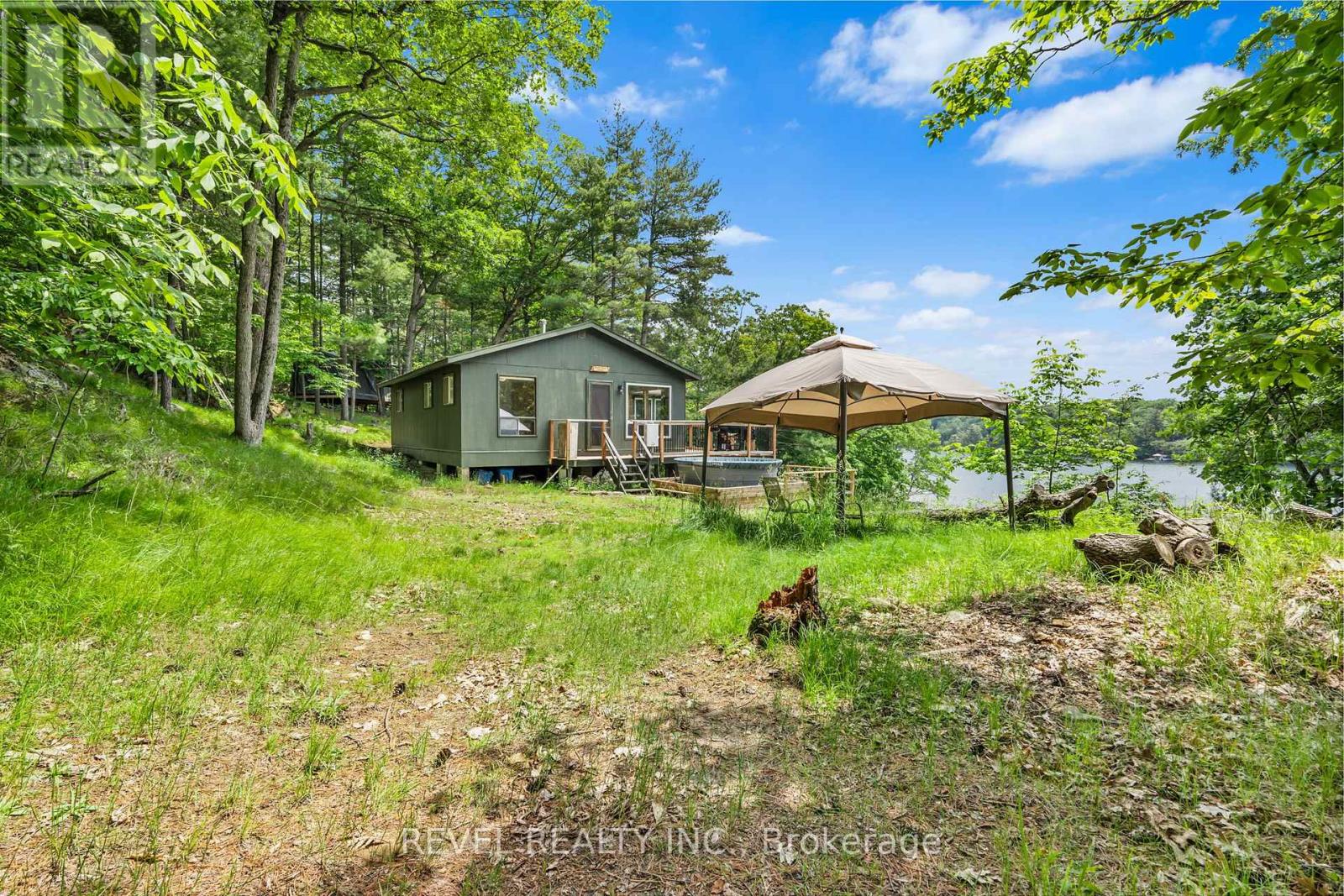 Photo 19 of 49 Sleepy Hollow Road, Rideau Lakes ON