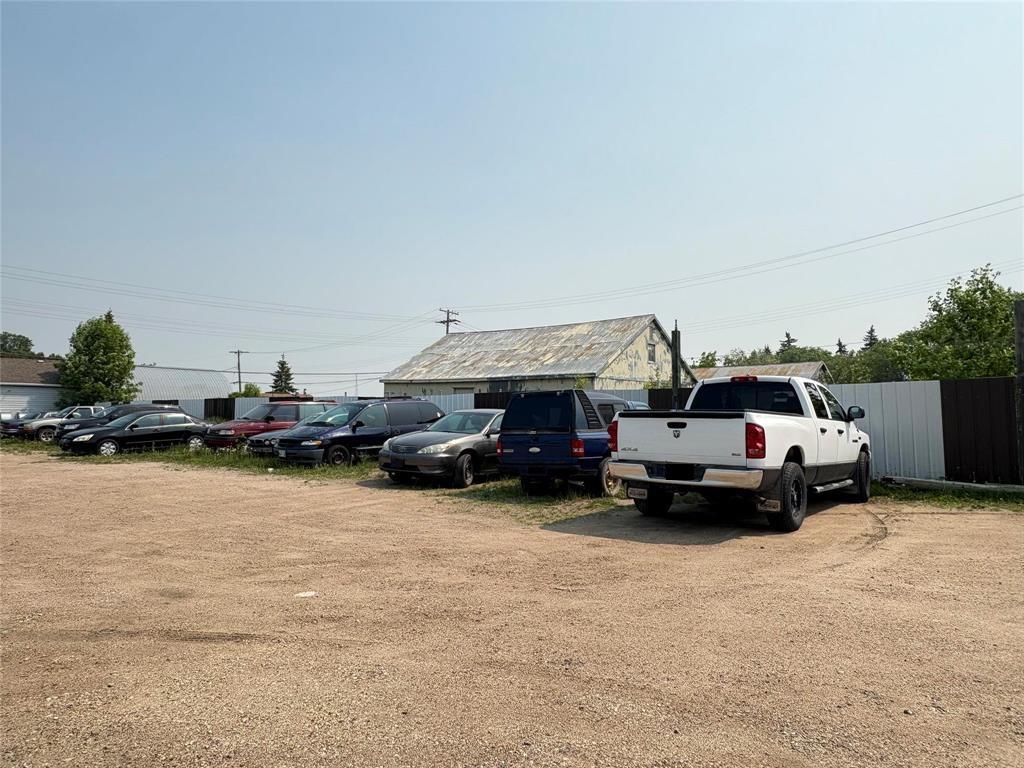 Photo 19 of 751 Park Ave, Beausejour MB