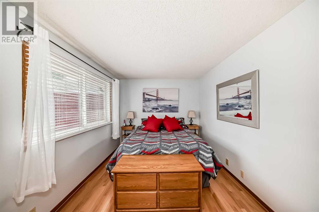 Single Family House for Sale in  Whitehorn Place NE Whitehorn Calgary 
