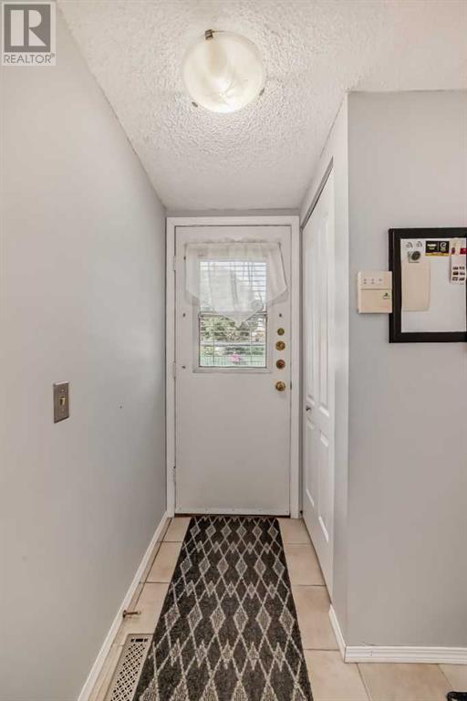 Single Family House for Sale in  Whitehorn Place NE Whitehorn Calgary 