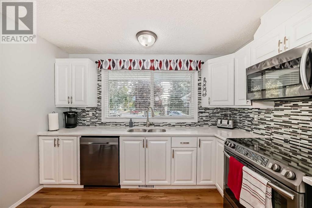 Single Family House for Sale in  Whitehorn Place NE Whitehorn Calgary 