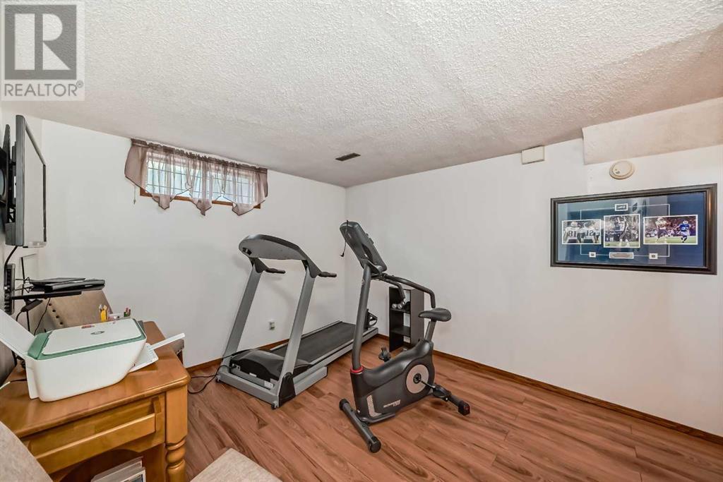Single Family House for Sale in  Whitehorn Place NE Whitehorn Calgary 