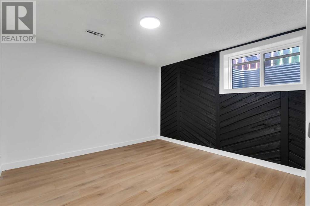 Single Family House Bungalow for Sale in   Avenue SE Dover Calgary 