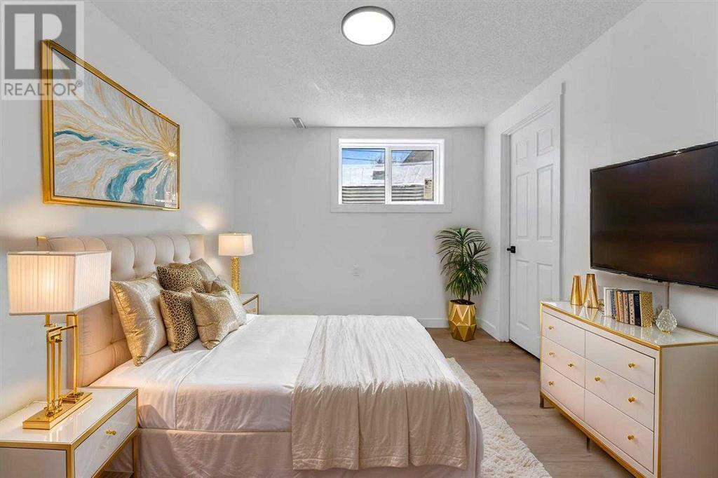Single Family House Bungalow for Sale in   Avenue SE Dover Calgary 