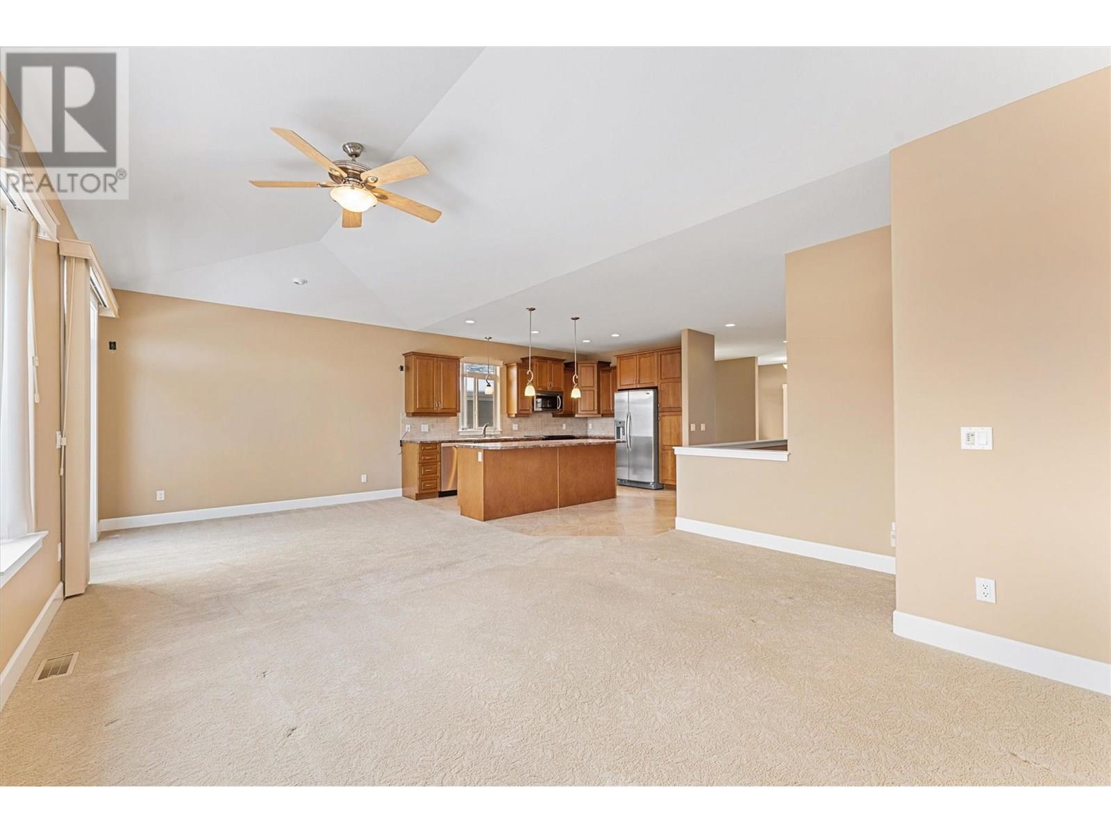 286 4035 Gellatly Road, West Kelowna
