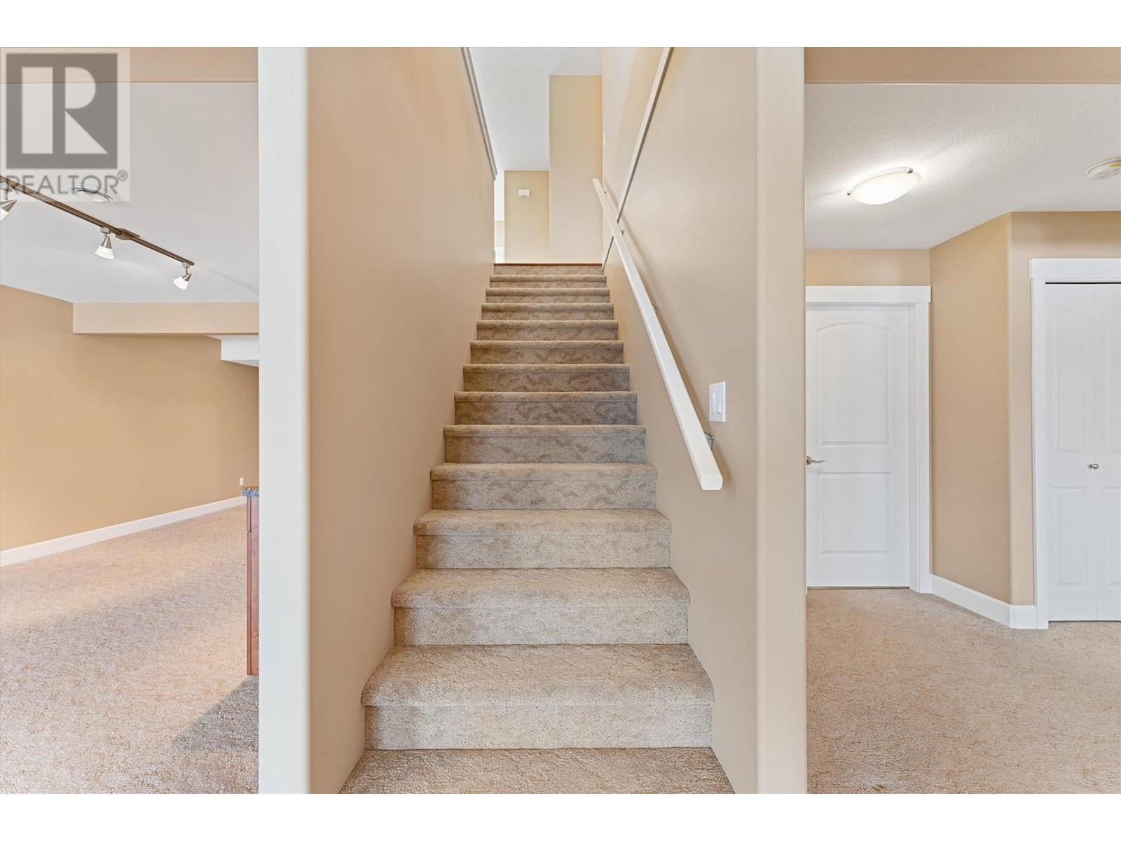286 4035 Gellatly Road, West Kelowna