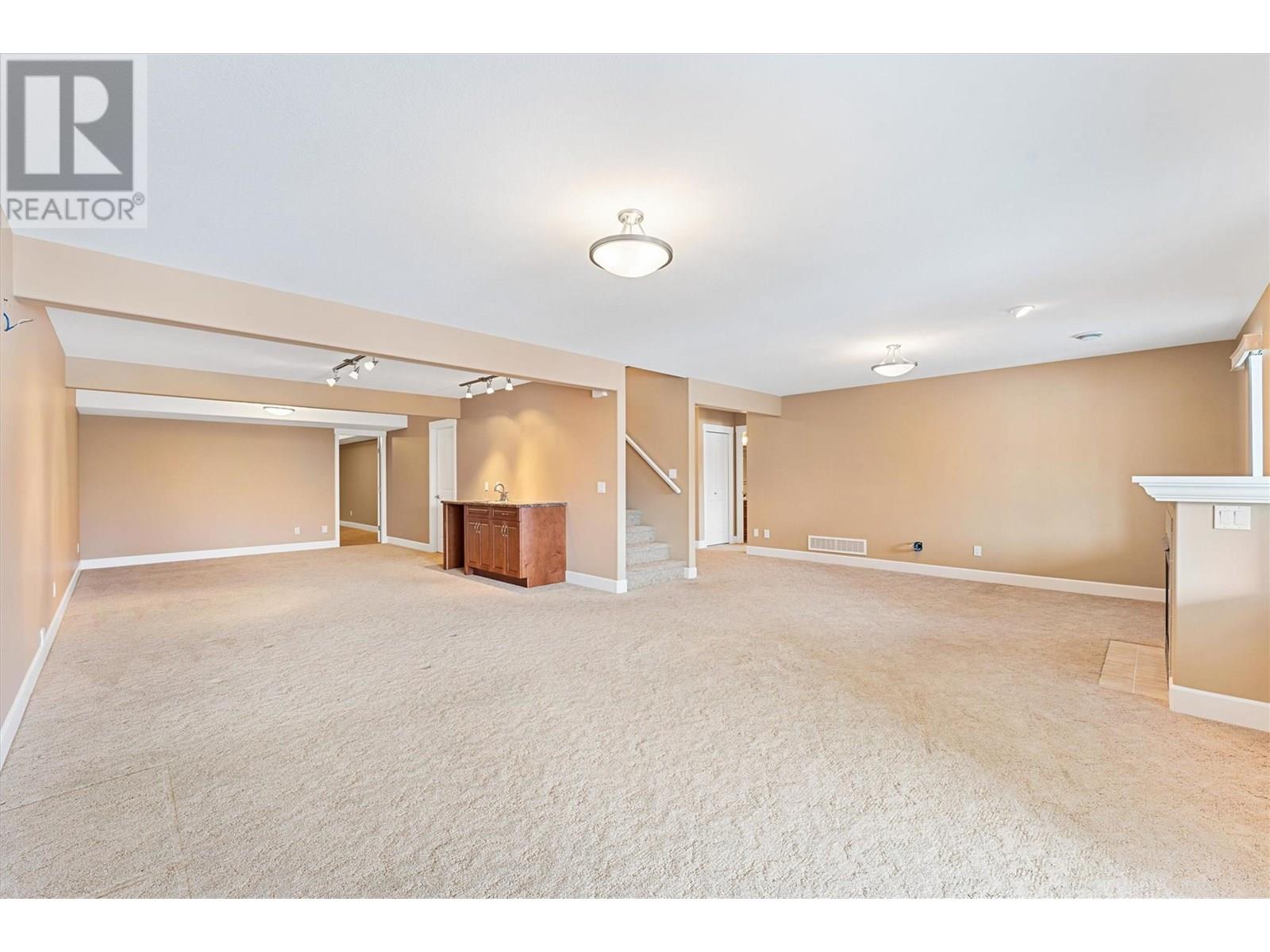 286 4035 Gellatly Road, West Kelowna