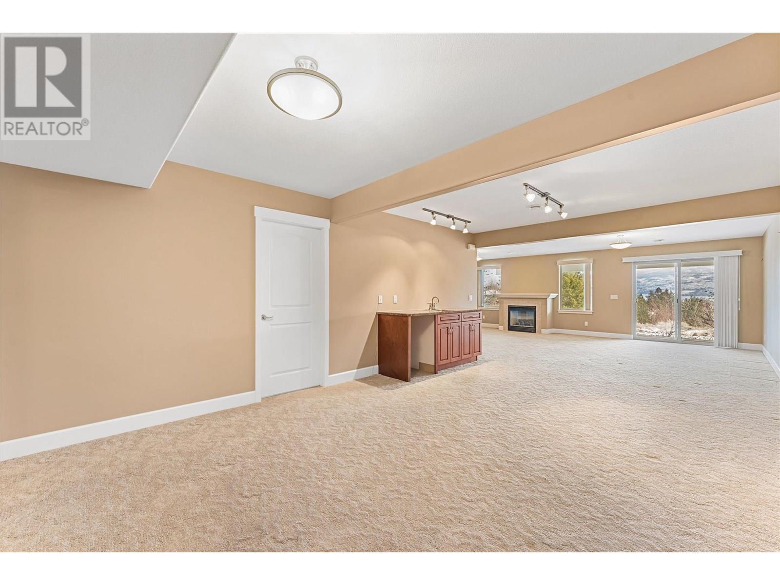 286 4035 Gellatly Road, West Kelowna