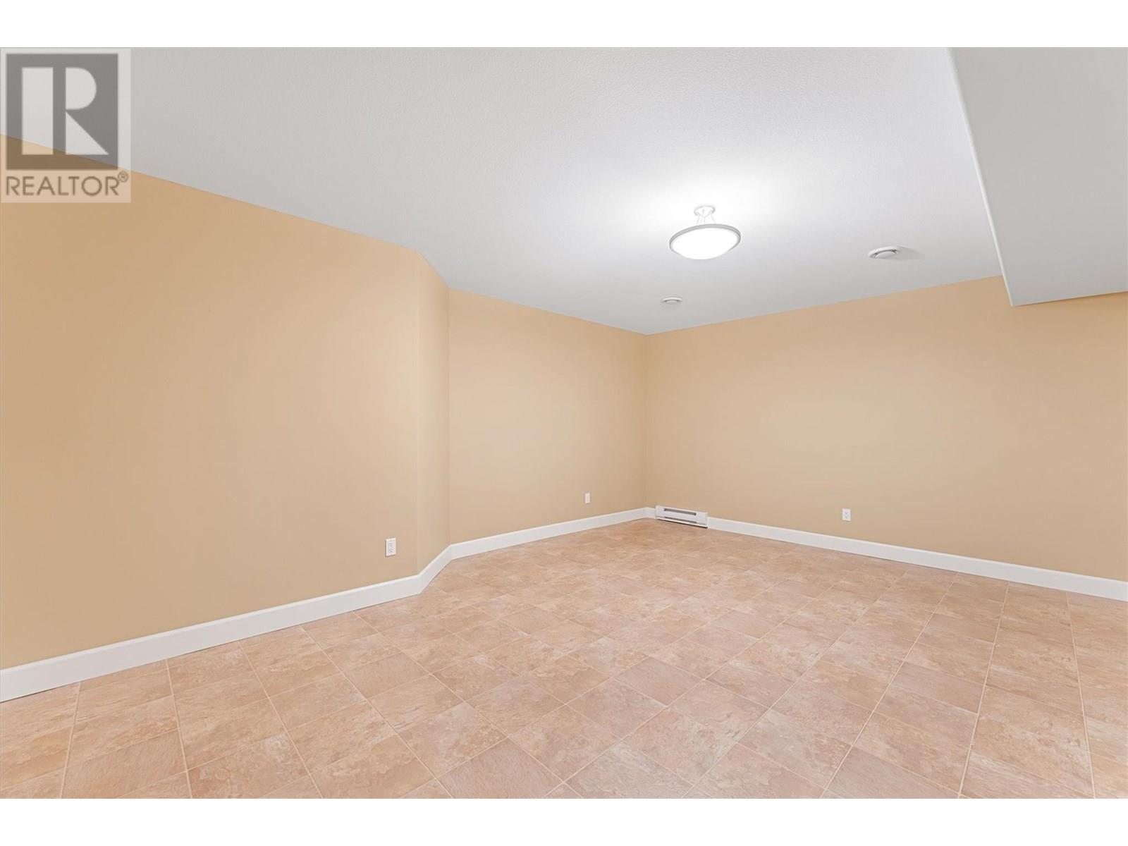 286 4035 Gellatly Road, West Kelowna