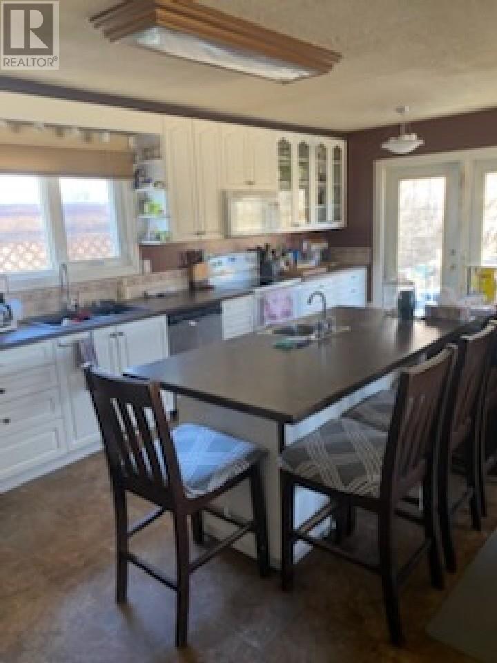 Photo 5 of 9516 95 Street, Fort St John BC